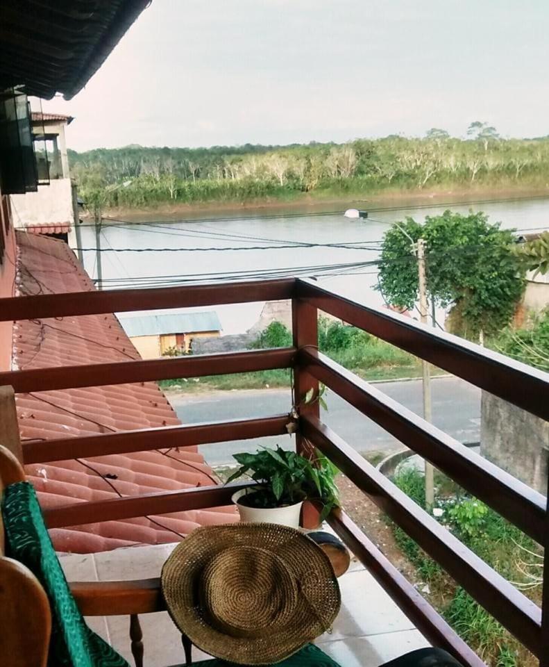 Hostal El Puerto Yurimaguas Exteriör bild