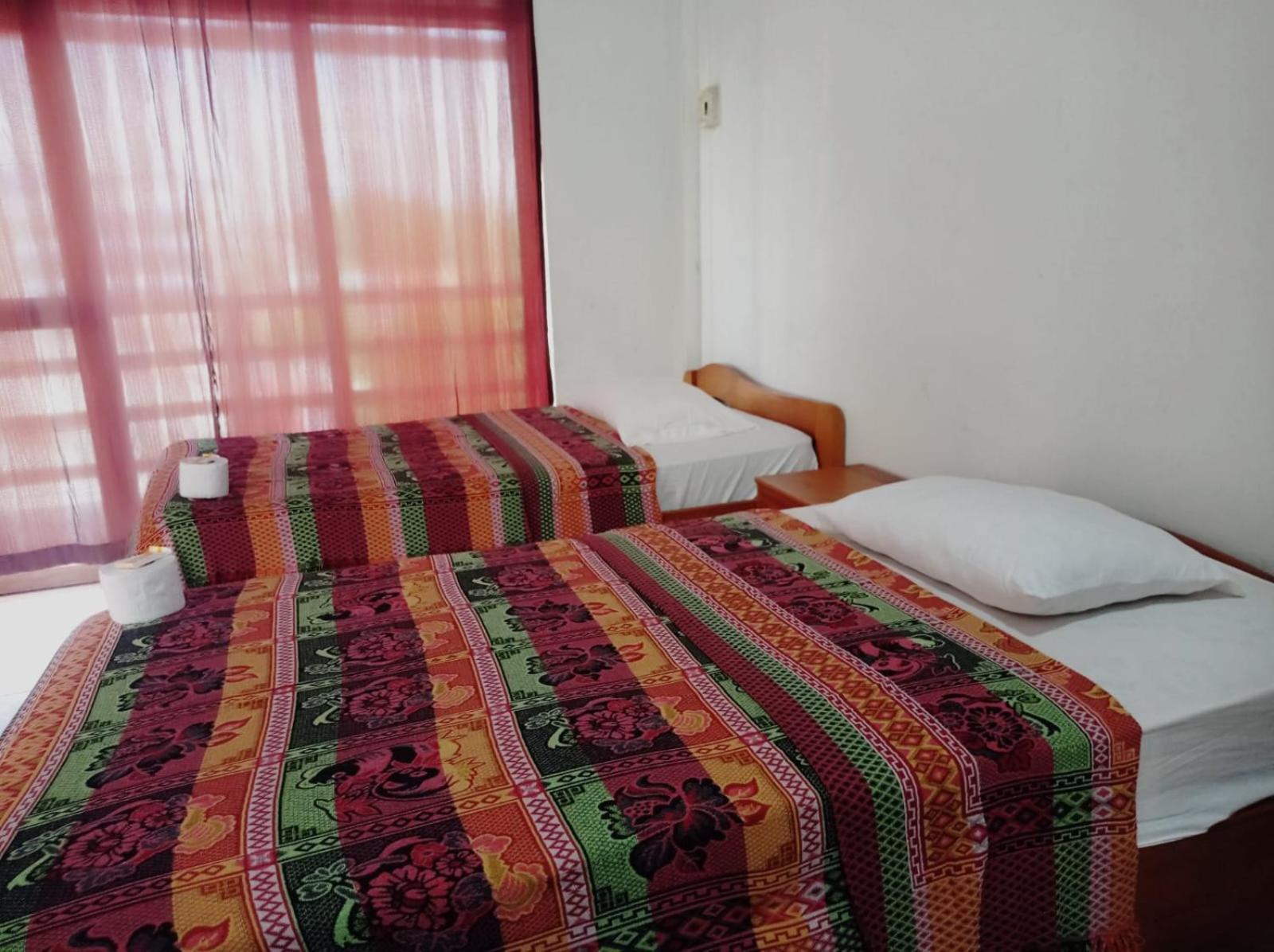 Hostal El Puerto Yurimaguas Exteriör bild