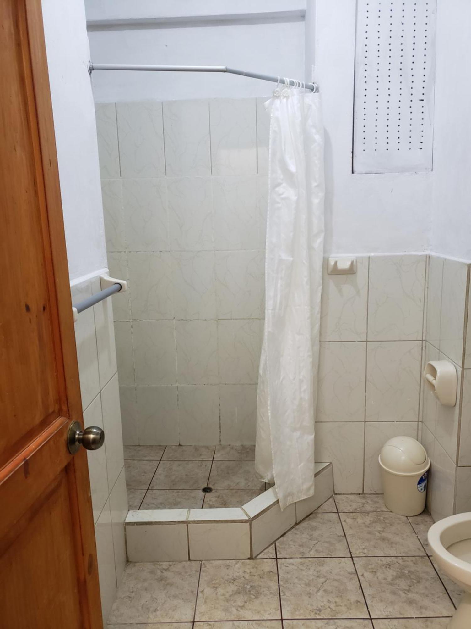 Hostal El Puerto Yurimaguas Exteriör bild