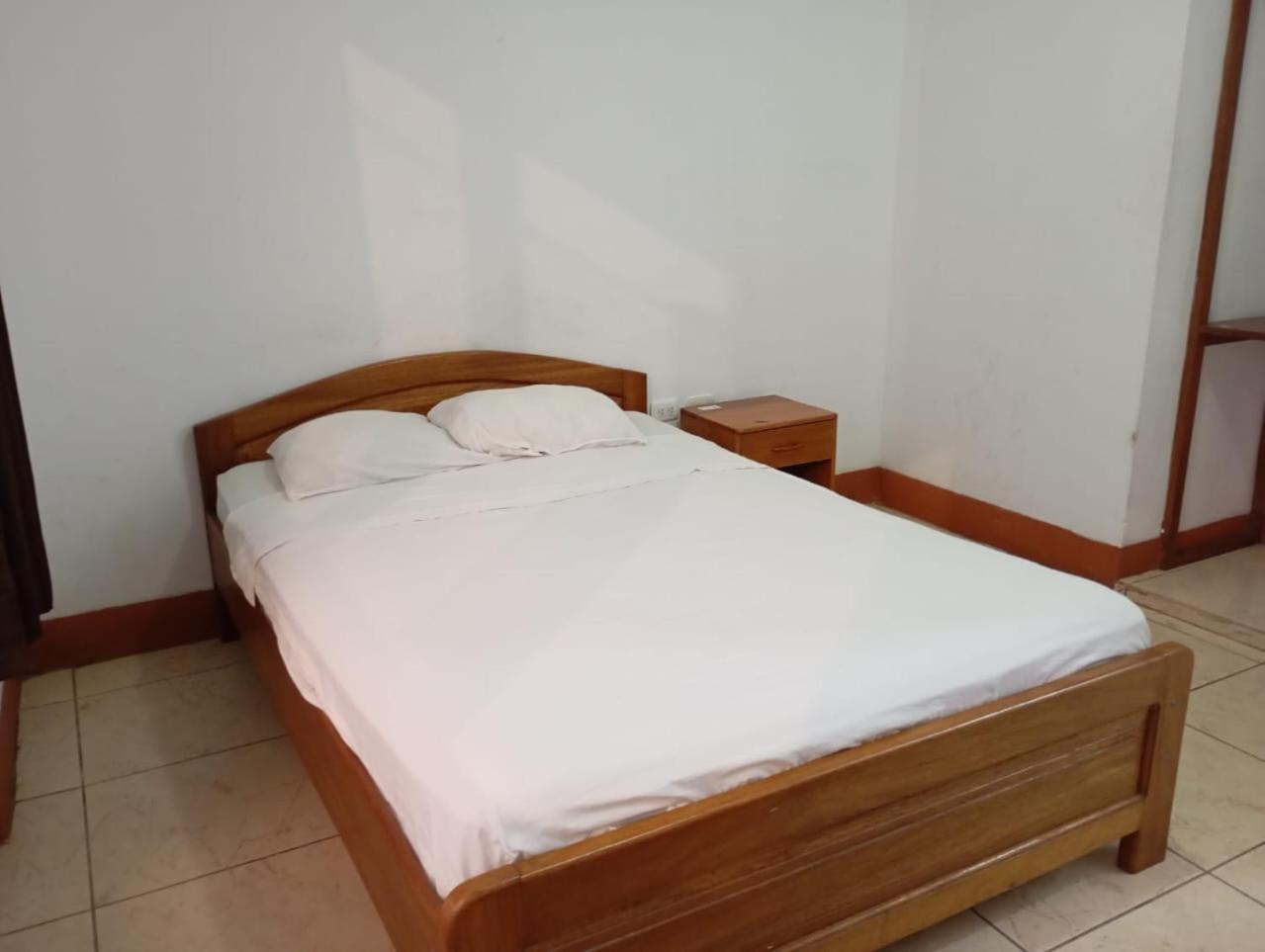 Hostal El Puerto Yurimaguas Exteriör bild